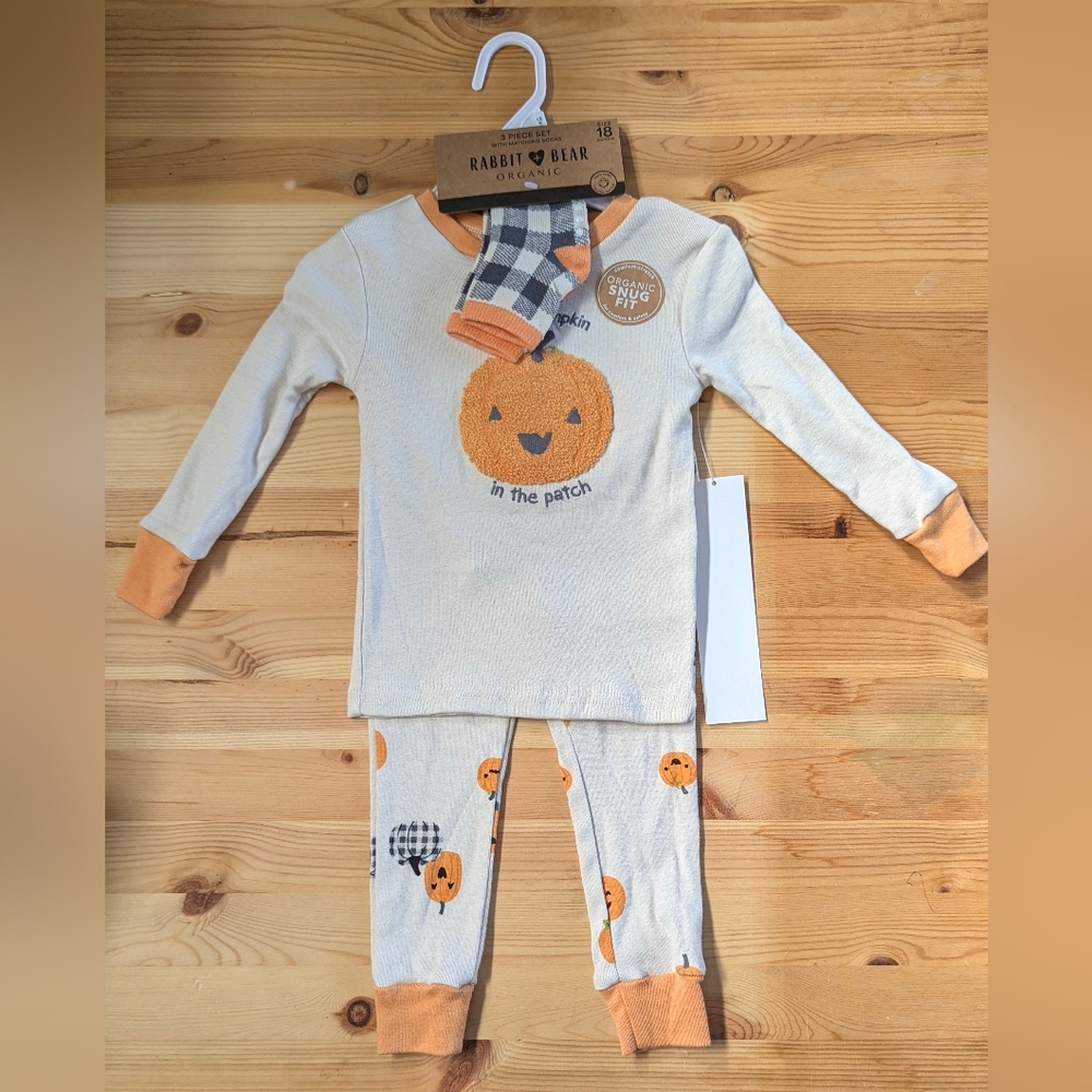 NWT Rabbit+Bear organic pajama set